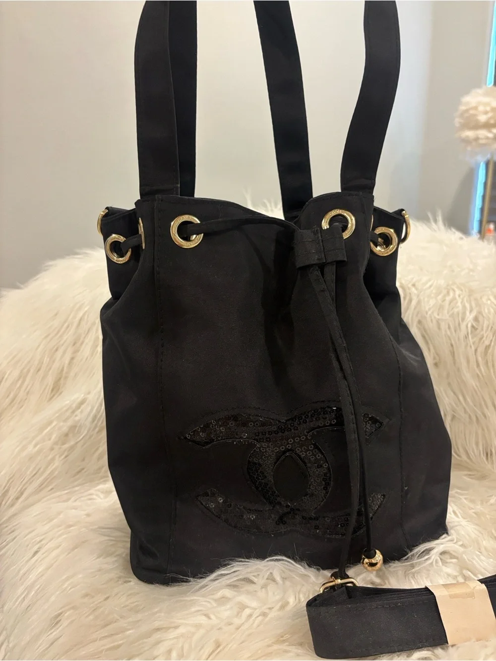CHANEL Black Sequin Drawstring Shoulder Bag CHANEL MAKEUP GWP